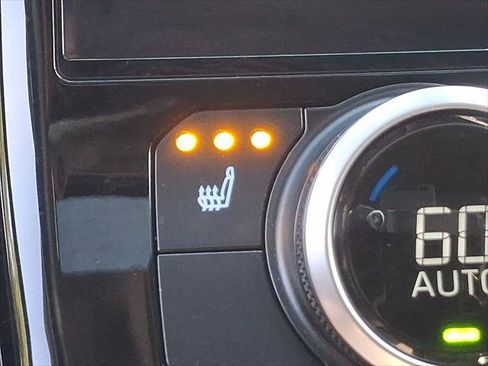 Certified 2025 Toyota Highlander XLE AWD/4WD image 20