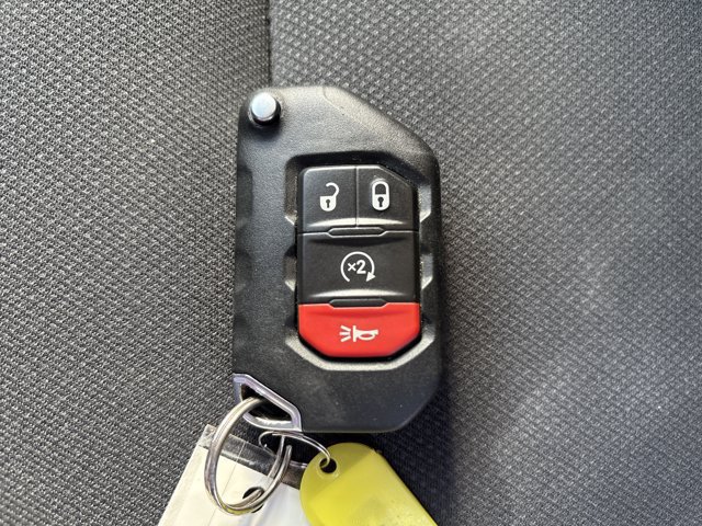 Used 2023 Jeep Wrangler Unlimited Sahara w/ Cold Weather Group AWD/4WD image 36