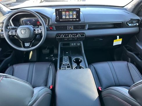 New 2025 Honda Pilot Black Edition image 20