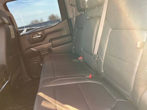 Used 2019 Chevrolet Silverado 1500 LTZ image 12