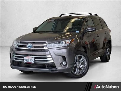 Used 2019 Toyota Highlander Limited Platinum