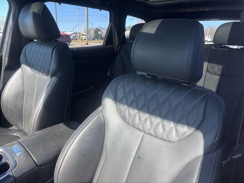 Used 2023 Hyundai Santa Fe Calligraphy image 3