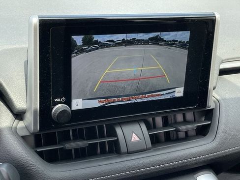 Used 2025 Toyota RAV4 XLE w/ Convenience Package AWD/4WD image 18