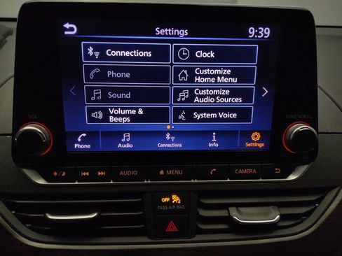 Used 2023 Nissan Altima 2.5 SV FWD image 25