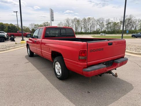 Used 2001 Dodge Ram 1500 Truck 2WD Quad Cab image 5