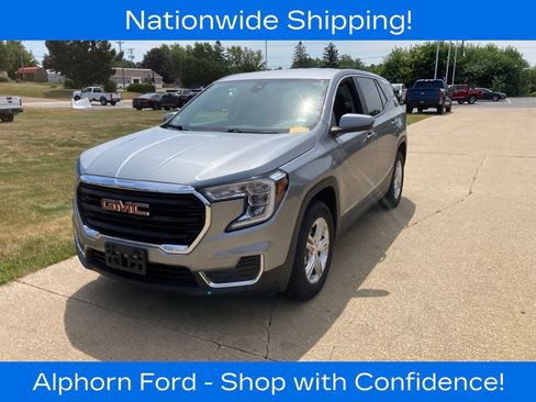 Used 2024 GMC Terrain SLE AWD/4WD image 2