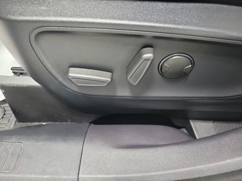 Used 2022 Ford Escape SE w/ Convenience Package image 36