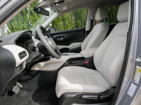 Certified 2024 Honda HR-V LX image 7