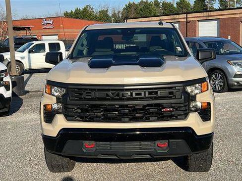 Used 2022 Chevrolet Silverado 1500 Custom Trail Boss image 2