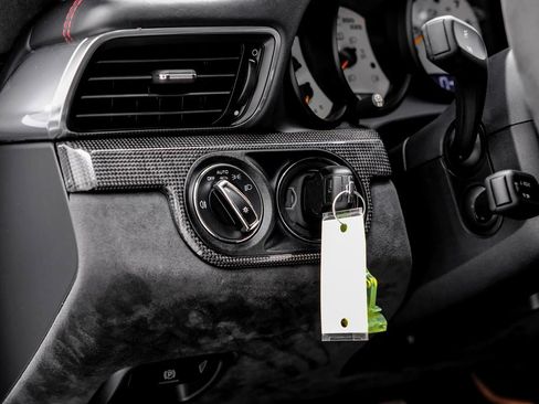 Used 2015 Porsche 911 GT3 image 26