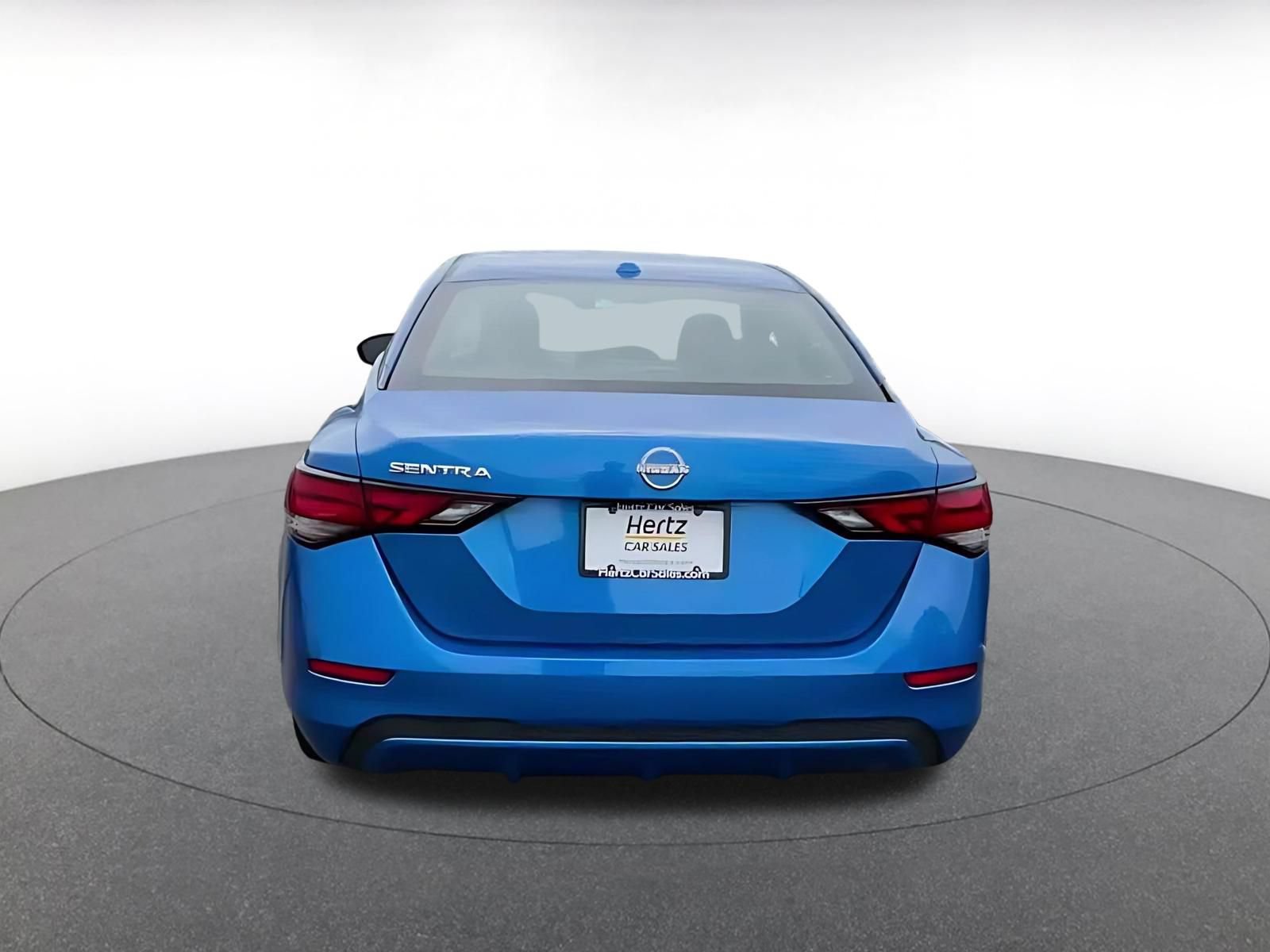 Used 2025 Nissan Sentra SV FWD image 12
