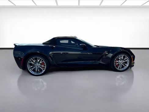 Used 2015 Chevrolet Corvette Z06 w/ 3LZ Preferred Equipment Group RWD image 5