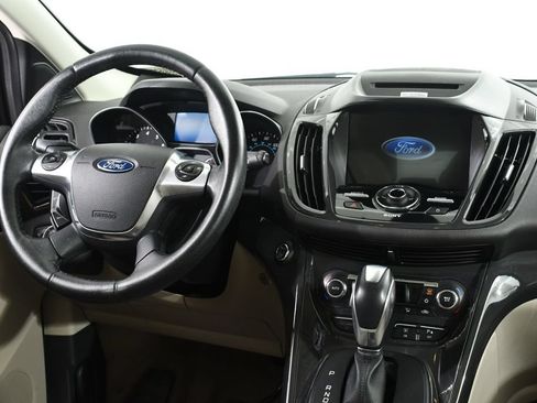 Used 2016 Ford Escape Titanium w/ Equipment Group 301A AWD/4WD image 8
