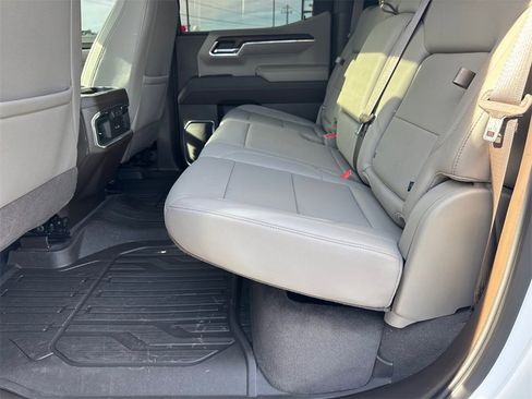 Used 2023 GMC Sierra 1500 SLT w/ SLT Premium Package image 21