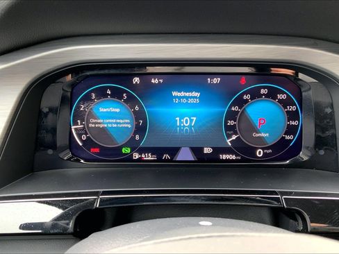 Used 2025 Volkswagen Atlas Cross Sport SE AWD/4WD image 22