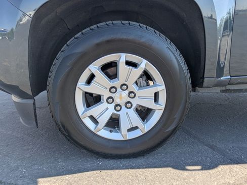 Used 2018 Chevrolet Colorado LT w/ LT Convenience Package AWD/4WD image 37