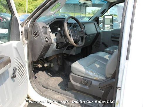 Used 2014 Ford F250 XL image 9