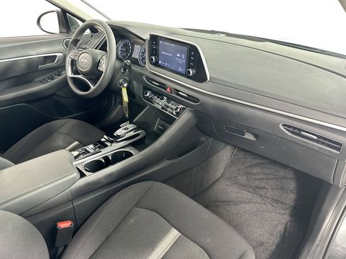 Used 2023 Hyundai Sonata SE w/ Cargo Package image 26