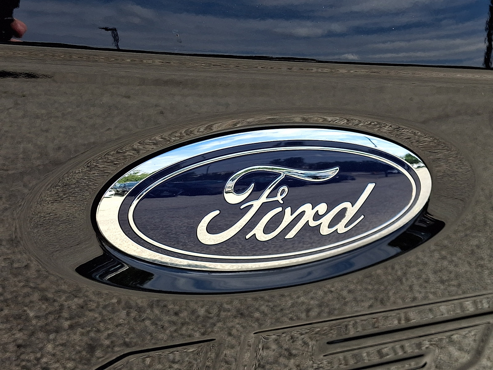 Used 2023 Ford F150 Lariat w/ Equipment Group 502A High AWD/4WD image 30