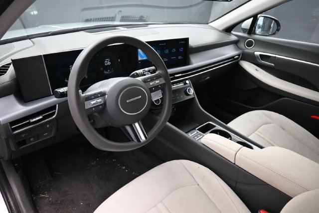 Used 2024 Hyundai Sonata SEL FWD image 13