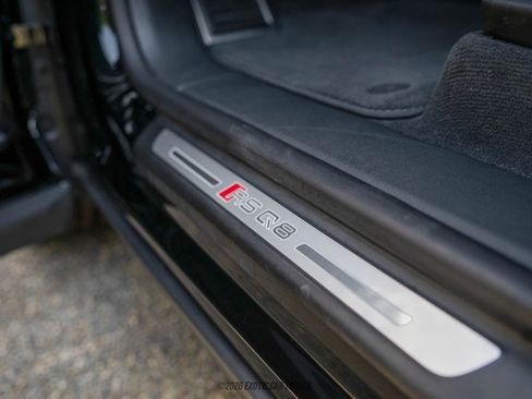 Used 2023 Audi RS Q8 AWD/4WD image 30
