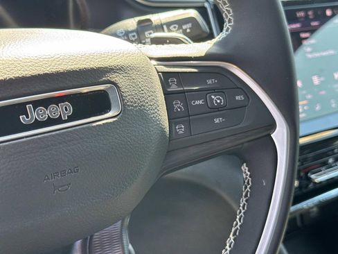New 2026 Jeep Grand Cherokee L Laredo AWD/4WD image 29