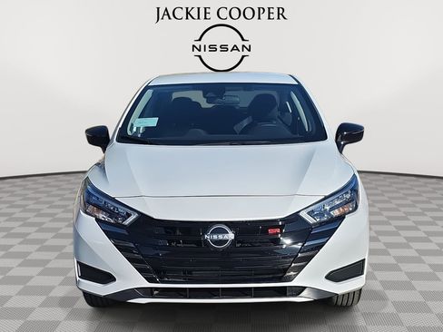 New 2025 Nissan Versa SR w/ Trunk Package image 2