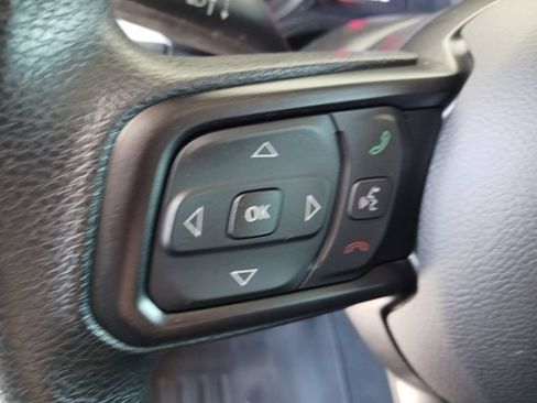 Used 2025 Jeep Gladiator Sport AWD/4WD image 34