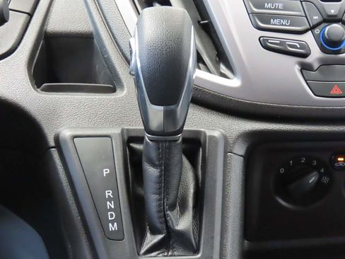 Used 2018 Ford Transit 150 XLT image 12