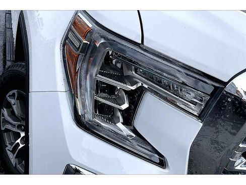 Used 2019 GMC Sierra 1500 SLT w/ X31 Off-Road Package image 32