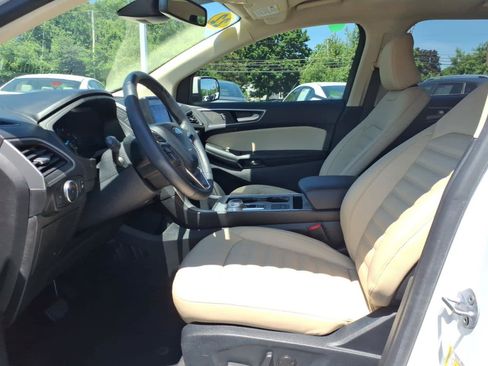 Used 2022 Ford Edge SEL w/ Convenience Package AWD/4WD image 11