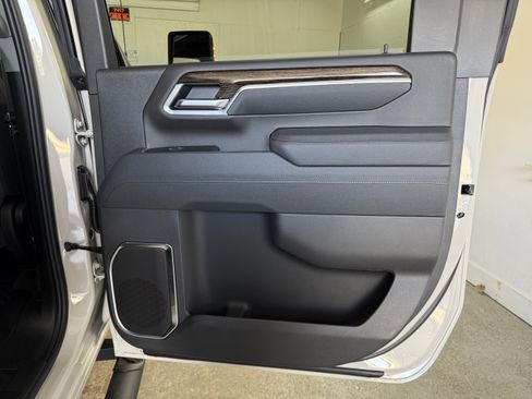 New 2026 GMC Sierra 3500 SLE image 45