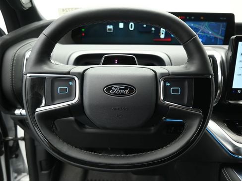 New 2025 Ford Expedition Platinum w/ Stealth Performance Package image 12