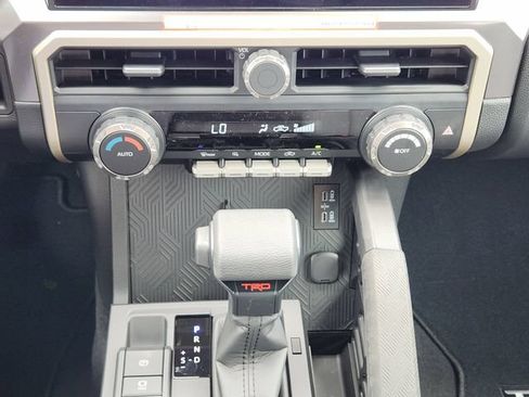 New 2026 Toyota Tacoma TRD Off-Road AWD/4WD image 17