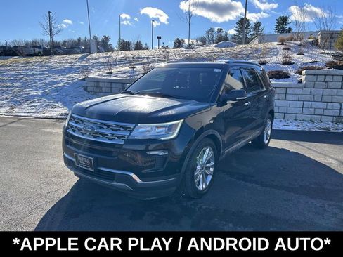 Used 2018 Ford Explorer Limited w/ Equipment Group 301A image 3