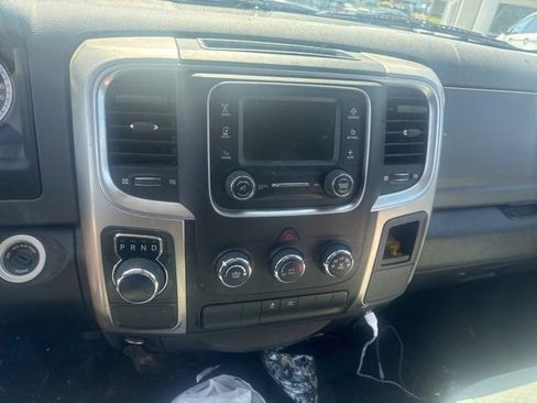 Used 2019 RAM 1500 Classic SLT RWD image 19