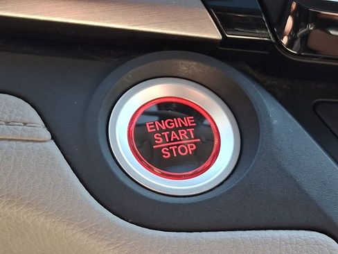 Used 2018 Honda Odyssey EX-L image 25