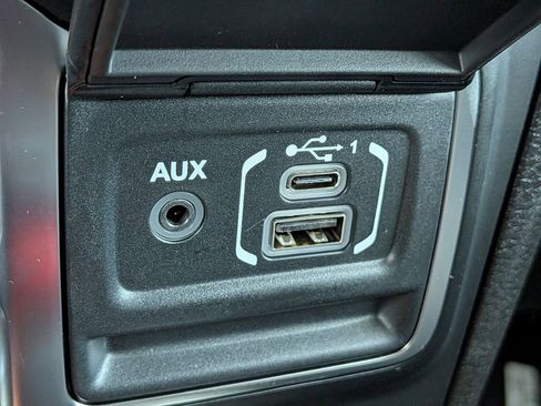 New 2026 Jeep Wrangler Rubicon w/ Technology Group image 24