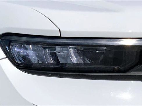 Certified 2021 Jeep Grand Cherokee L Limited image 24