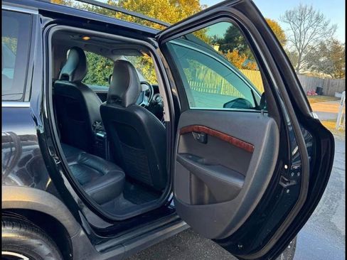 Used 2012 Volvo XC70 T6 image 14