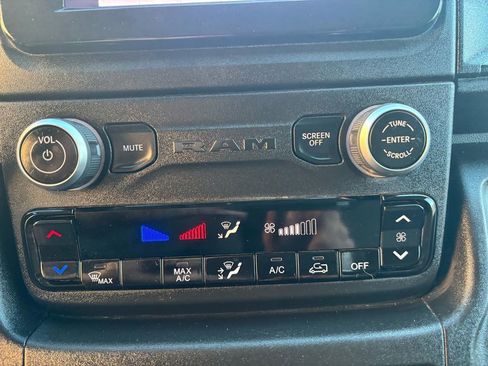 Used 2023 RAM ProMaster 2500 image 27