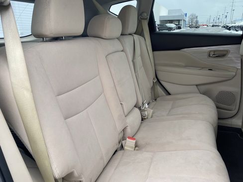 Used 2016 Nissan Murano S image 23