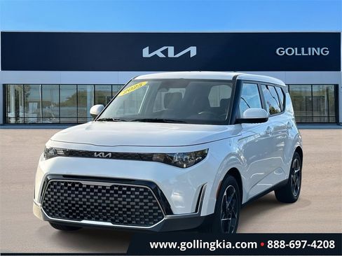 Certified 2025 Kia Soul EX image 5