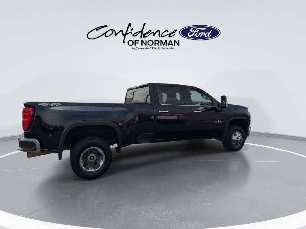 Used 2022 Chevrolet Silverado 3500 LTZ w/ LTZ Texas Edition AWD/4WD image 12
