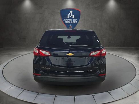 Used 2021 Chevrolet Equinox LS image 4