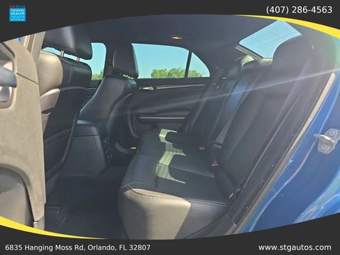 Used 2020 Chrysler 300 S w/ 300S Premium Group 2 RWD image 14