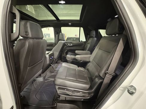 Used 2024 Chevrolet Tahoe Z71 w/ Luxury Package AWD/4WD image 39