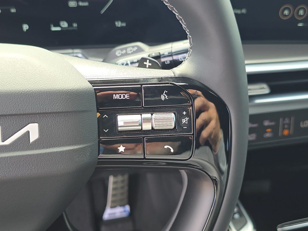 New 2026 Kia Sorento SX Prestige AWD/4WD image 32