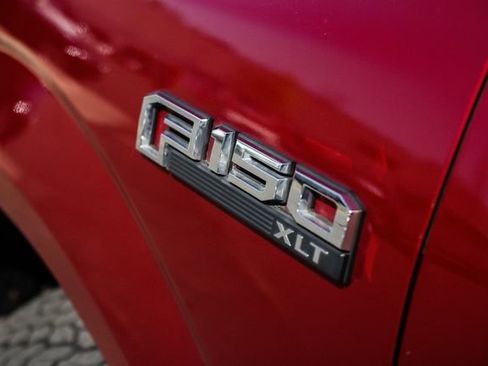 Used 2017 Ford F150 XLT w/ Equipment Group 302A Luxury AWD/4WD image 15