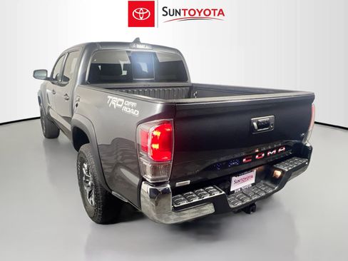 Used 2023 Toyota Tacoma TRD Off-Road image 6